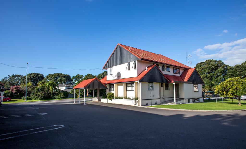 Bennetts Thermal Motor Inn Tauranga Exterior foto